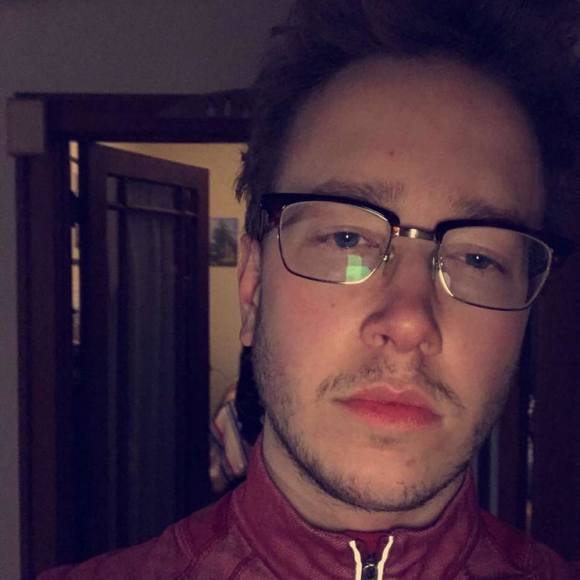 Meet your Posher, Aaron - Picture 1 of 1